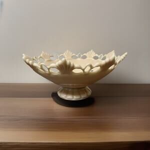 Vintage Westmoreland Almond Ring And Petal Bowl.